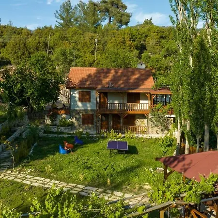 Kartapis Konak Huzurlu Ve Oezel Havuzlu Kas