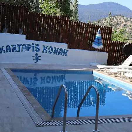 Kartapis Konak Huzurlu Ve Oezel Havuzlu * Kas