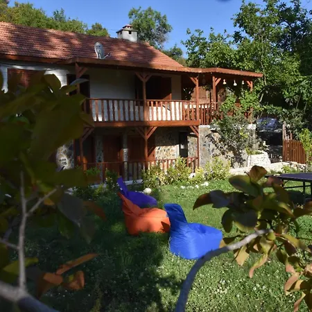 Villa Kartapis Konak Huzurlu Ve Oezel Havuzlu *